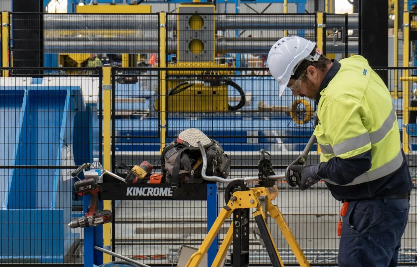Heavy industrial machinery installation